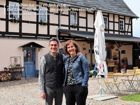 Porträt der Familie Wrobel auf ihrem Genusshof in Mülsen