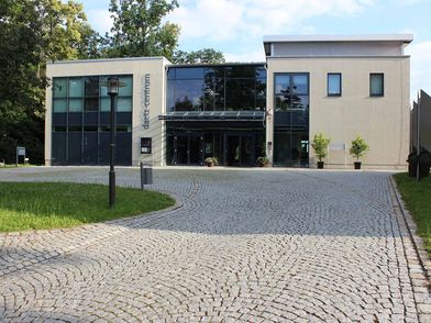 Daetz-Centrum Lichtenstein/Sachsen Frontansicht auf das Daetz-Centrum in Lichtenstein/Sachsen